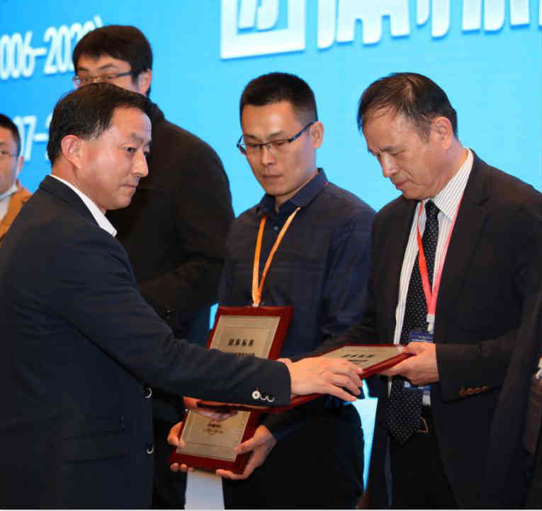 图片3_meitu_1.jpg 图片3_meitu_1.jpg